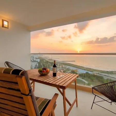 Apartsuite In Apartahotel Cartagena